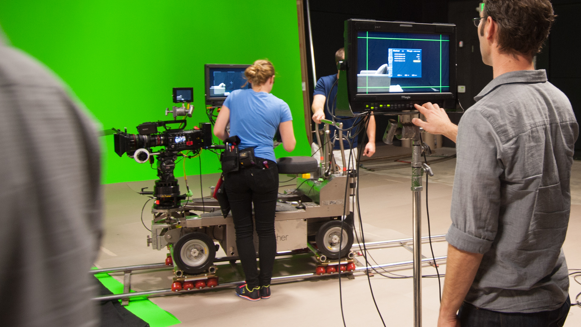Top 5 Reasons to Shoot a Corporate Video Production